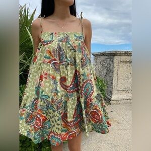 Paisley Green Bucketlist tunic